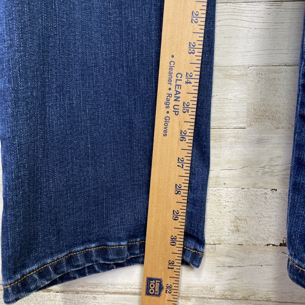 Lee Jeans Women 12M Blue Denim Classic Fit Straight Leg Medium Wash Western - Picture 12 of 12